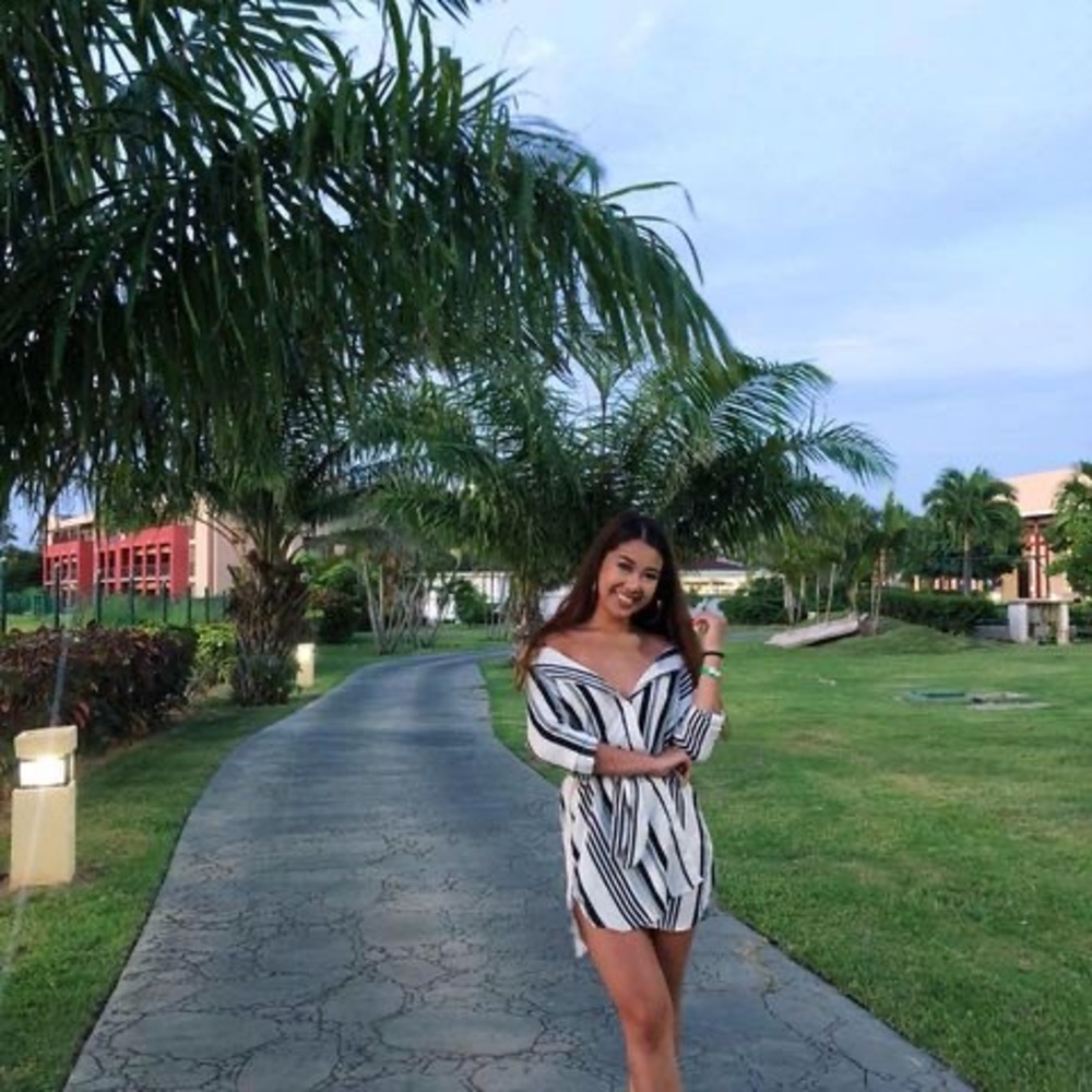 Meet your Posher, Jessica